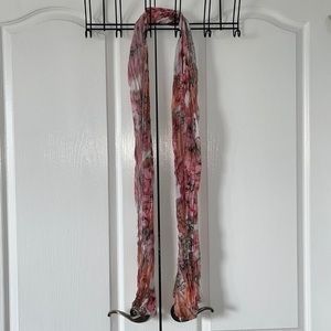 * Flower Print Scarf